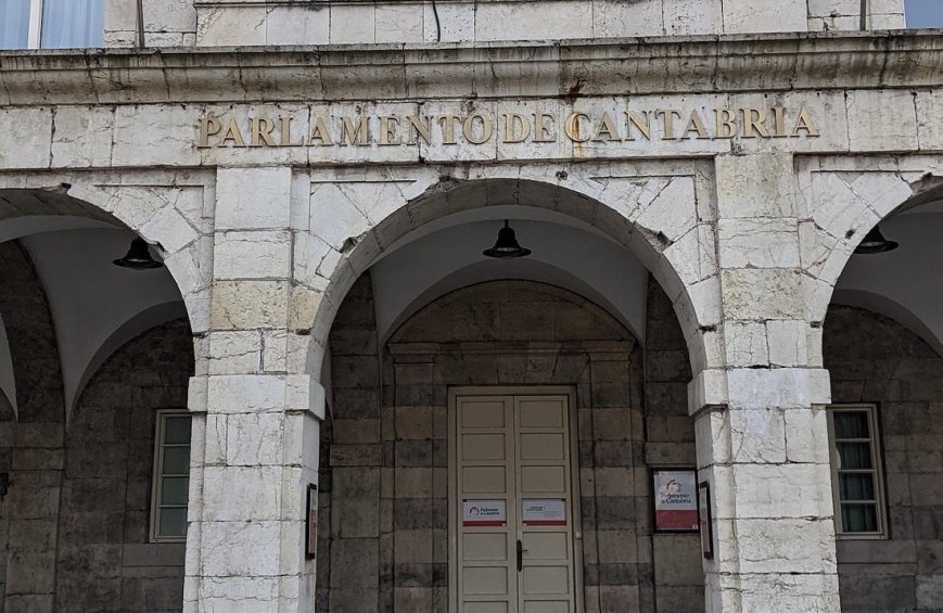 PARLAMENTO